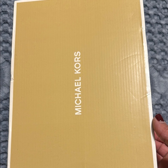 Michael Kors Gold Box - Picture 1 of 7